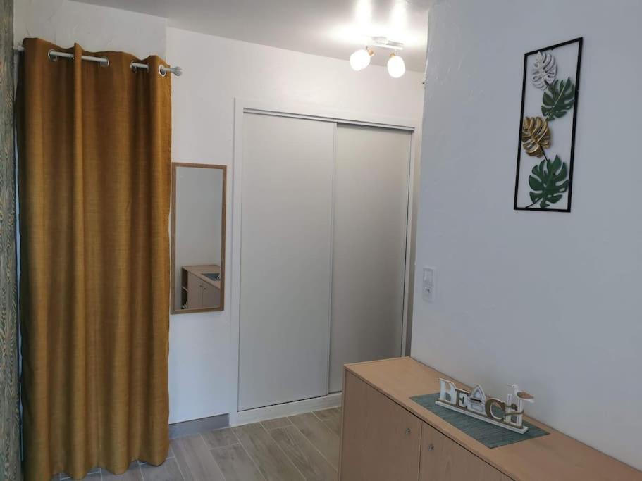 Appartement Acces Direct A La Plage Bernières-sur-Mer Eksteriør bilde