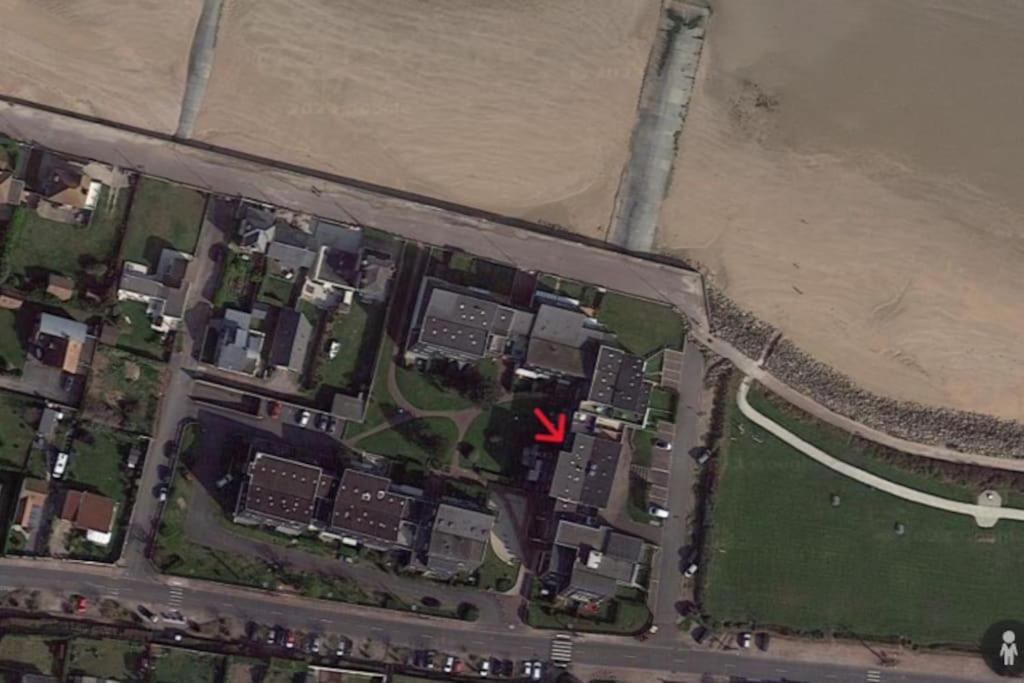 Appartement Acces Direct A La Plage Bernières-sur-Mer Eksteriør bilde