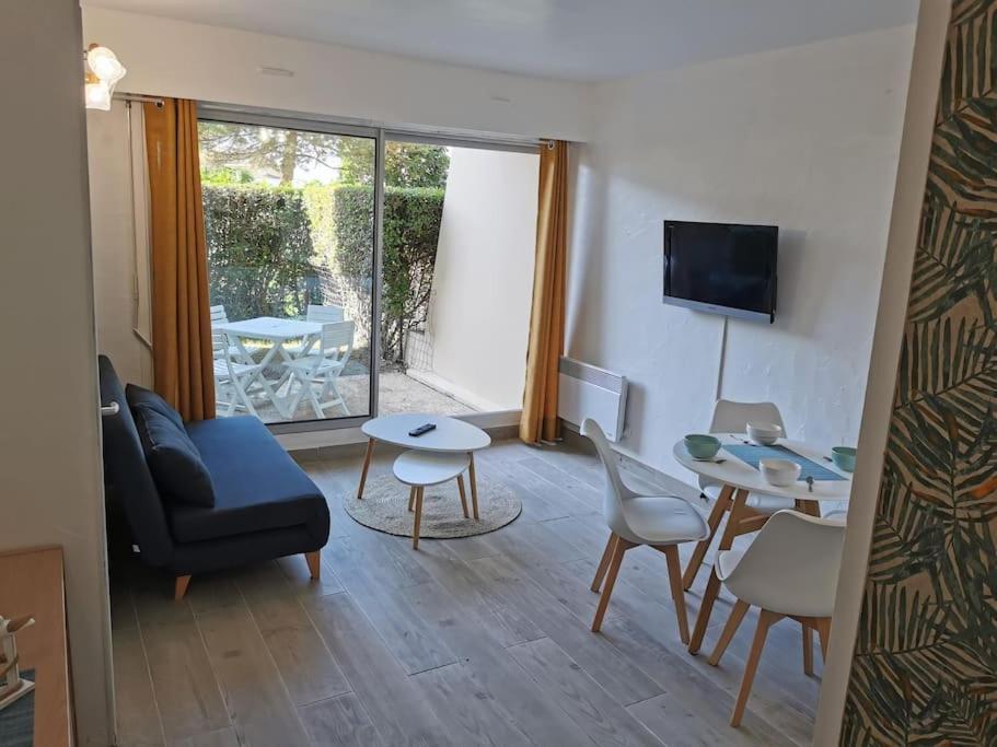 Appartement Acces Direct A La Plage Bernières-sur-Mer Eksteriør bilde